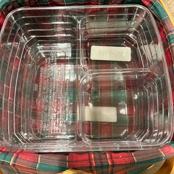 Longaberger Deck the Halls Basket - Picture 2 of 5